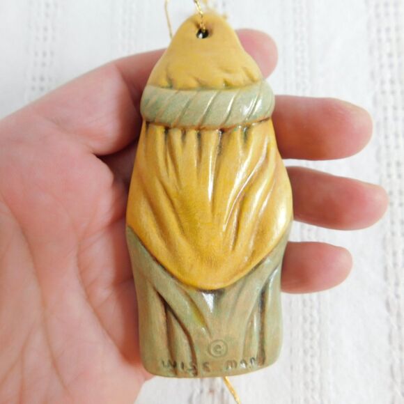 Vintage Nativity Christmas Flat Ornament Set of 5 Jesus Joseph Wiseman Donkey - Picture 11 of 16